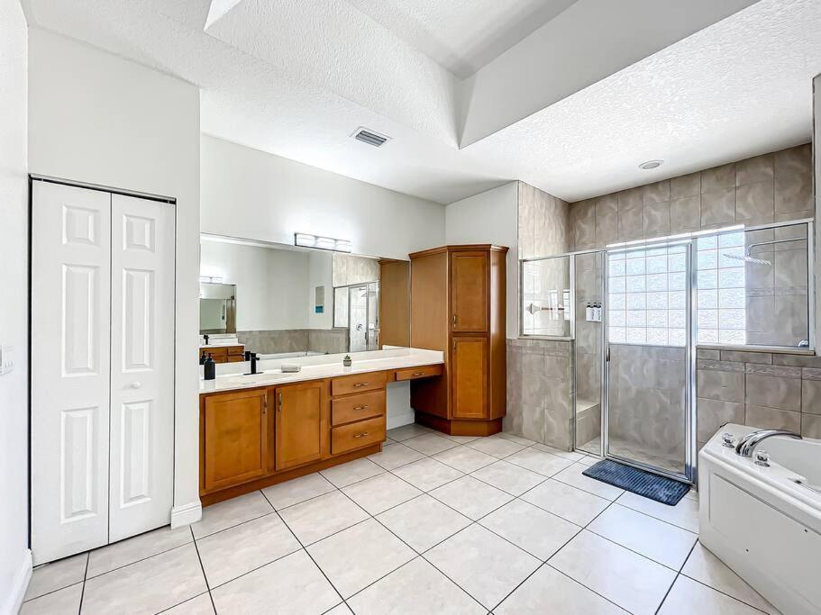Discover Your Oasis: Tropical Haven In Central Psl Port St. Lucie 외부 사진